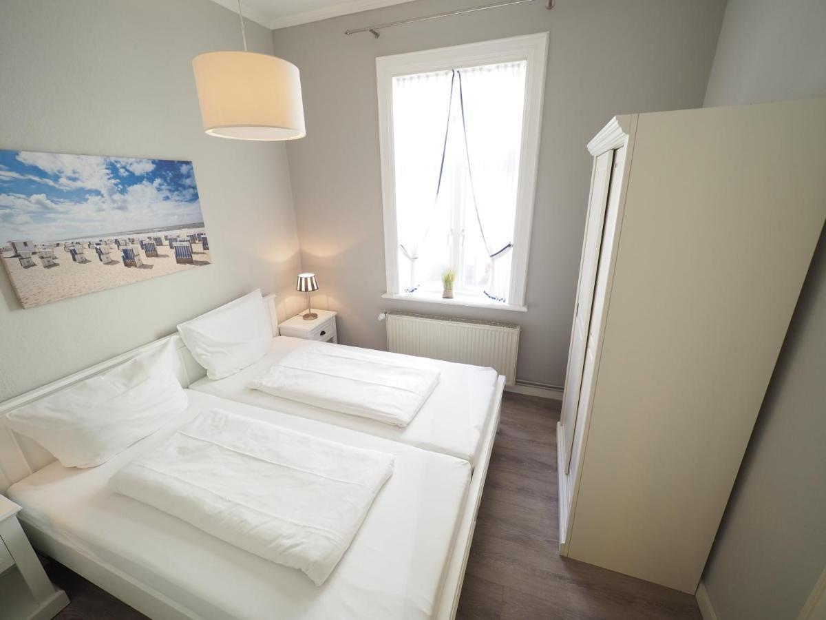 Haus Neptun App. 2 Apartment Вестерланд Екстериор снимка